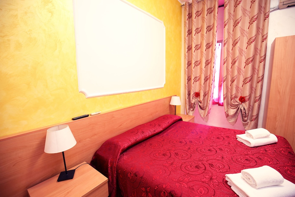 Hotel Tokyo 33/41