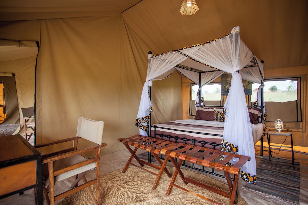 Gnu Mara River Camp 9/50