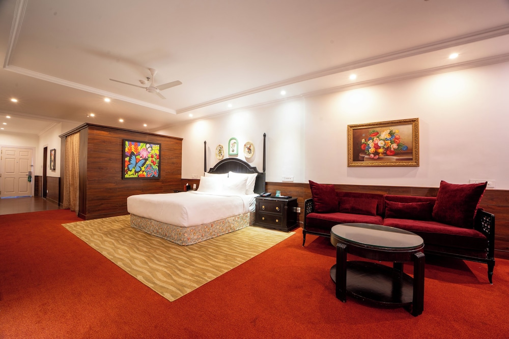 MAYFAIR Himalayan Spa Resort 24/45