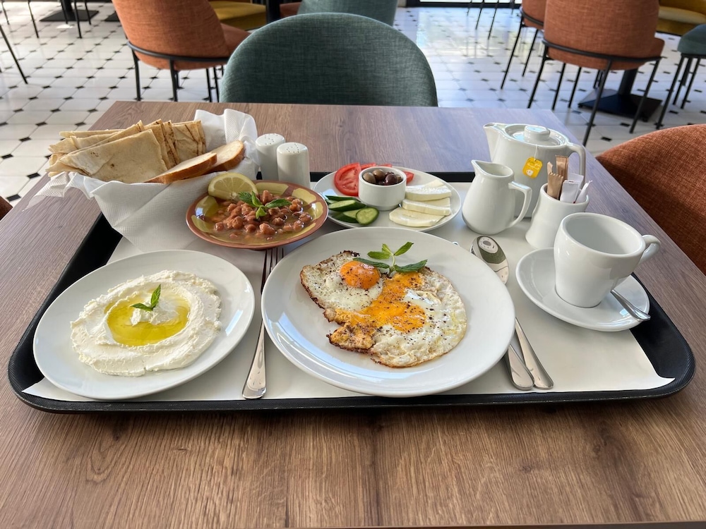 Le Grove Hotel, Jounieh 56/76