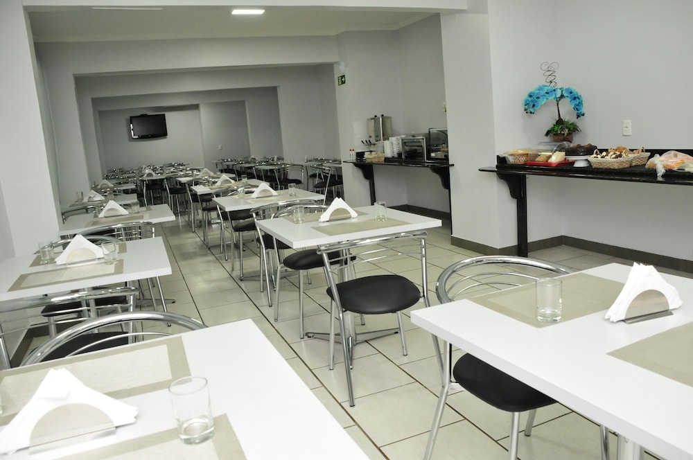 Hotel Vivendas Centro 30/35