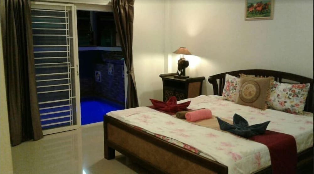 Wongsuwan Pool Villa 15/50