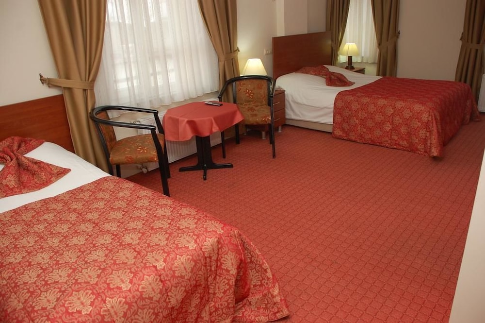 Business Life Hotel Bakirkoy 18/40