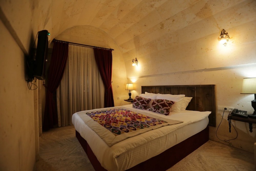 Corner In Cappadocia 9/46