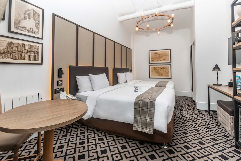 SUPERIOR, TWIN BEDS
