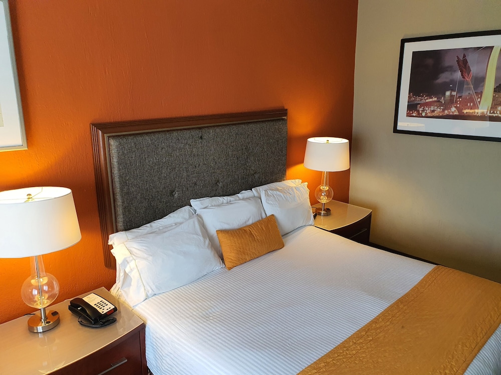 HOTEL SAN FRANCISCO LEON 11/64