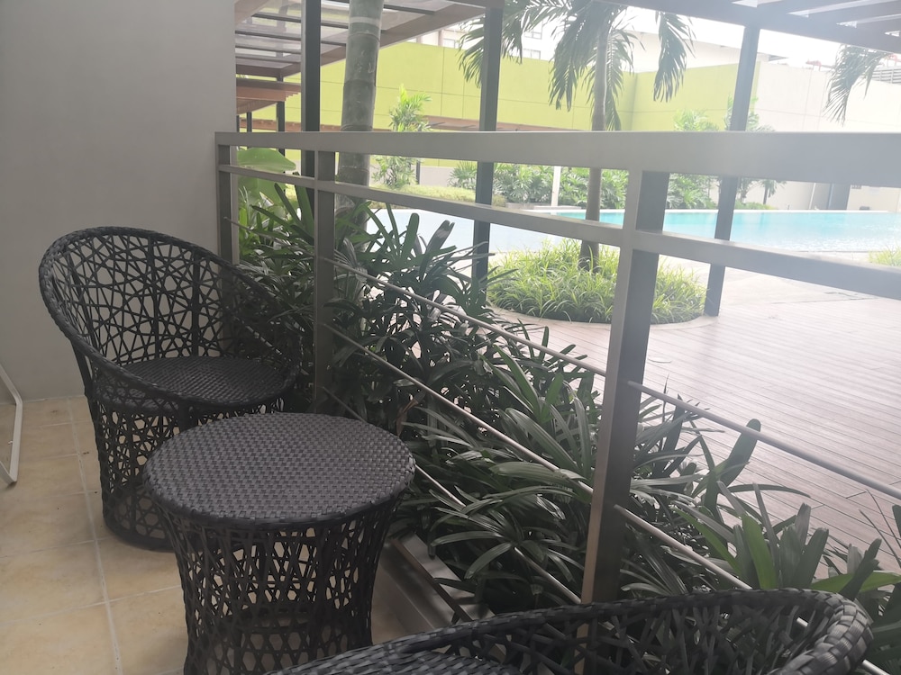 Centrio Tower Studio Unit 37/54