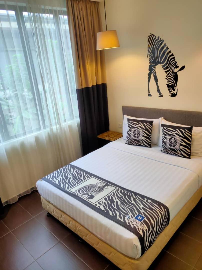 9 Square Hotel Subang Jaya 13/50