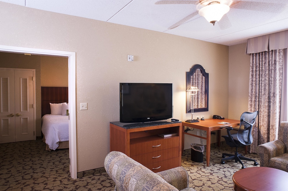 Hilton Garden Inn Hattiesburg 48/52
