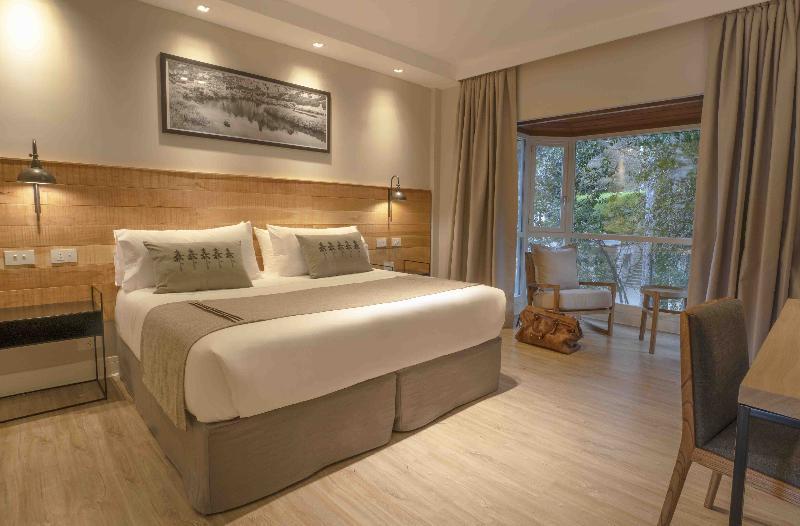 Bosque, Double Bed
