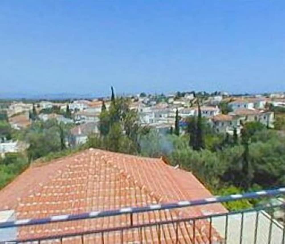 Orloff Resort 32/59