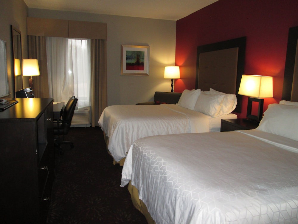 Holiday Inn Express Cloverdale(Greencastle) 23/59
