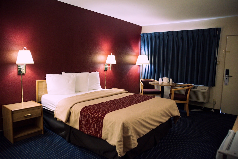 Red Roof Inn Blythe 14/27
