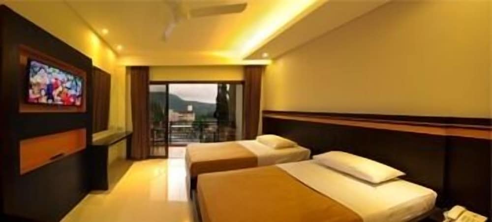 Grand Bintang Tawangmangu 9/20