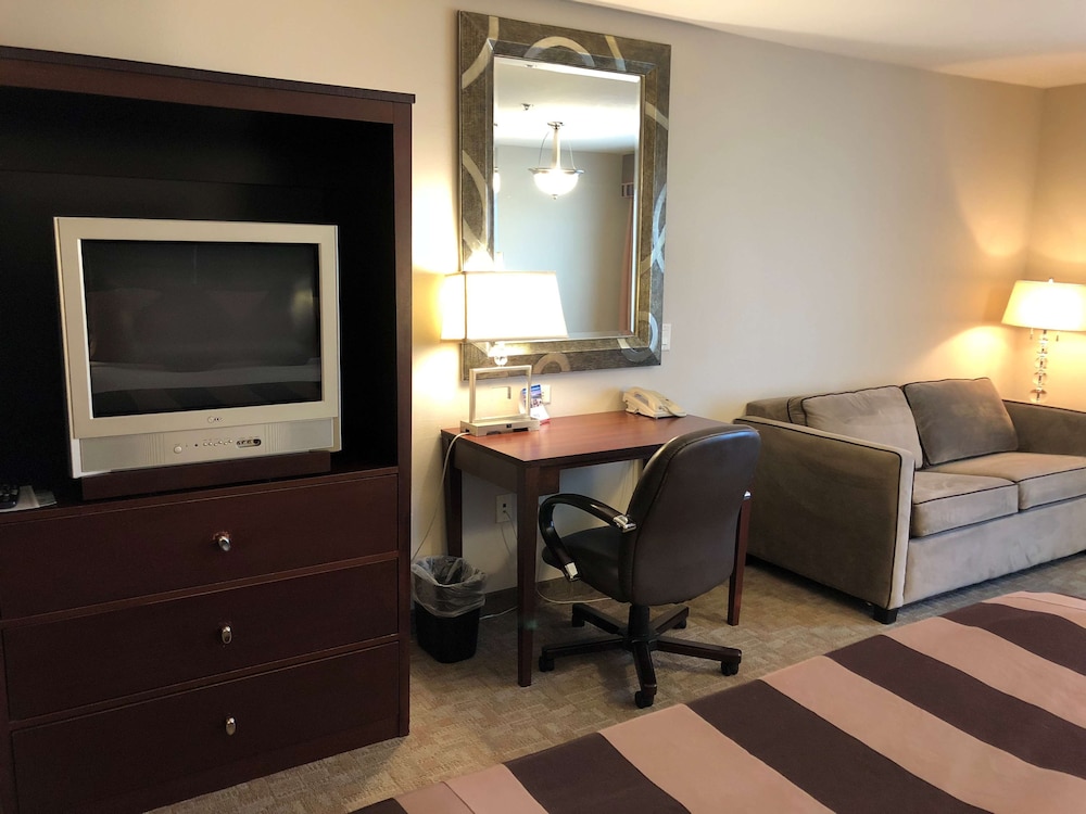 Hawthorn Extended Stay by Wyndham Killeen 44/48
