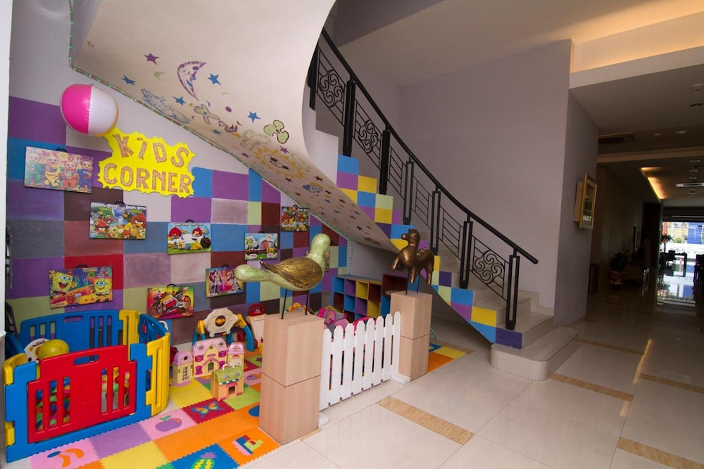 Tjokro Hotel Klaten 49/62