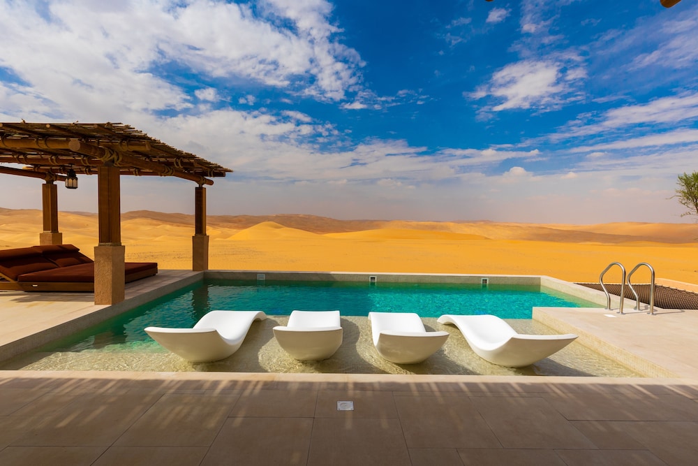 Bab Al Nojoum Bateen Liwa 45/60