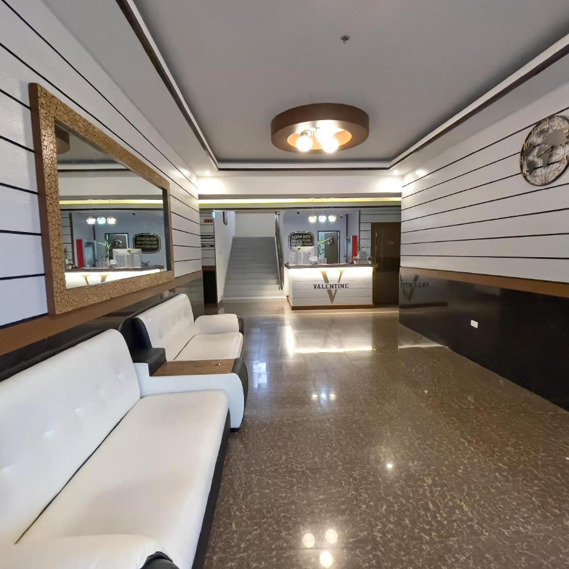 Valentine Park Hotel 14/22