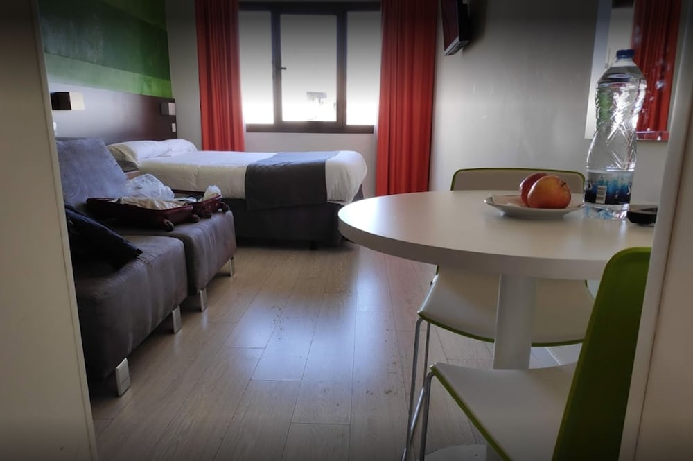 Apartamentos Recoletos 26/65