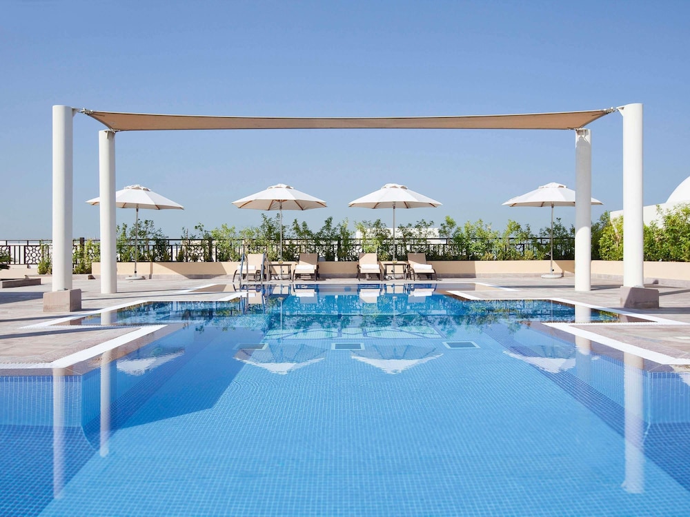 Movenpick Hotel Apartments Al Mamzar 62/64