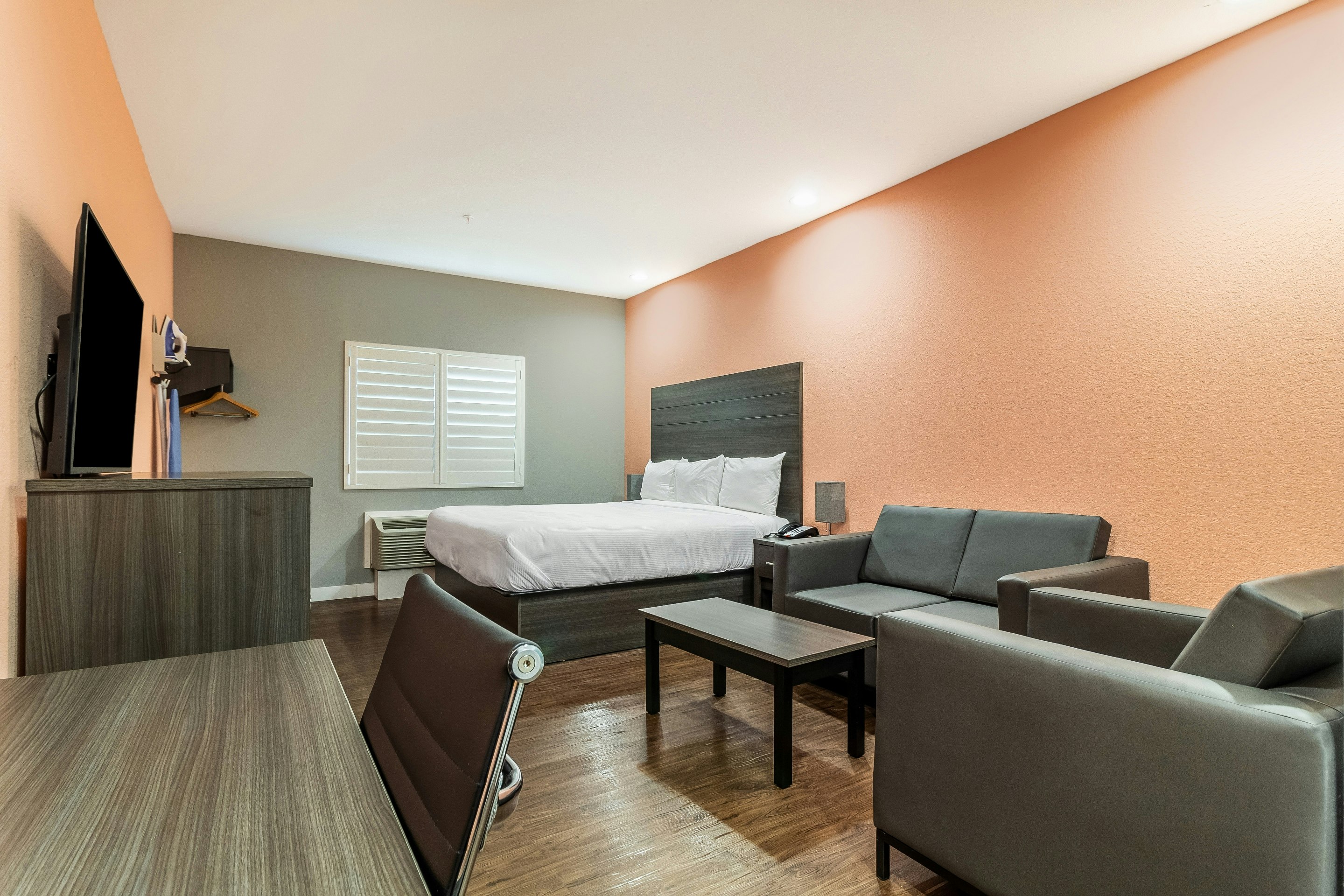 Scottish Inns and Suites Houston Kuykendahl Rd 14/24