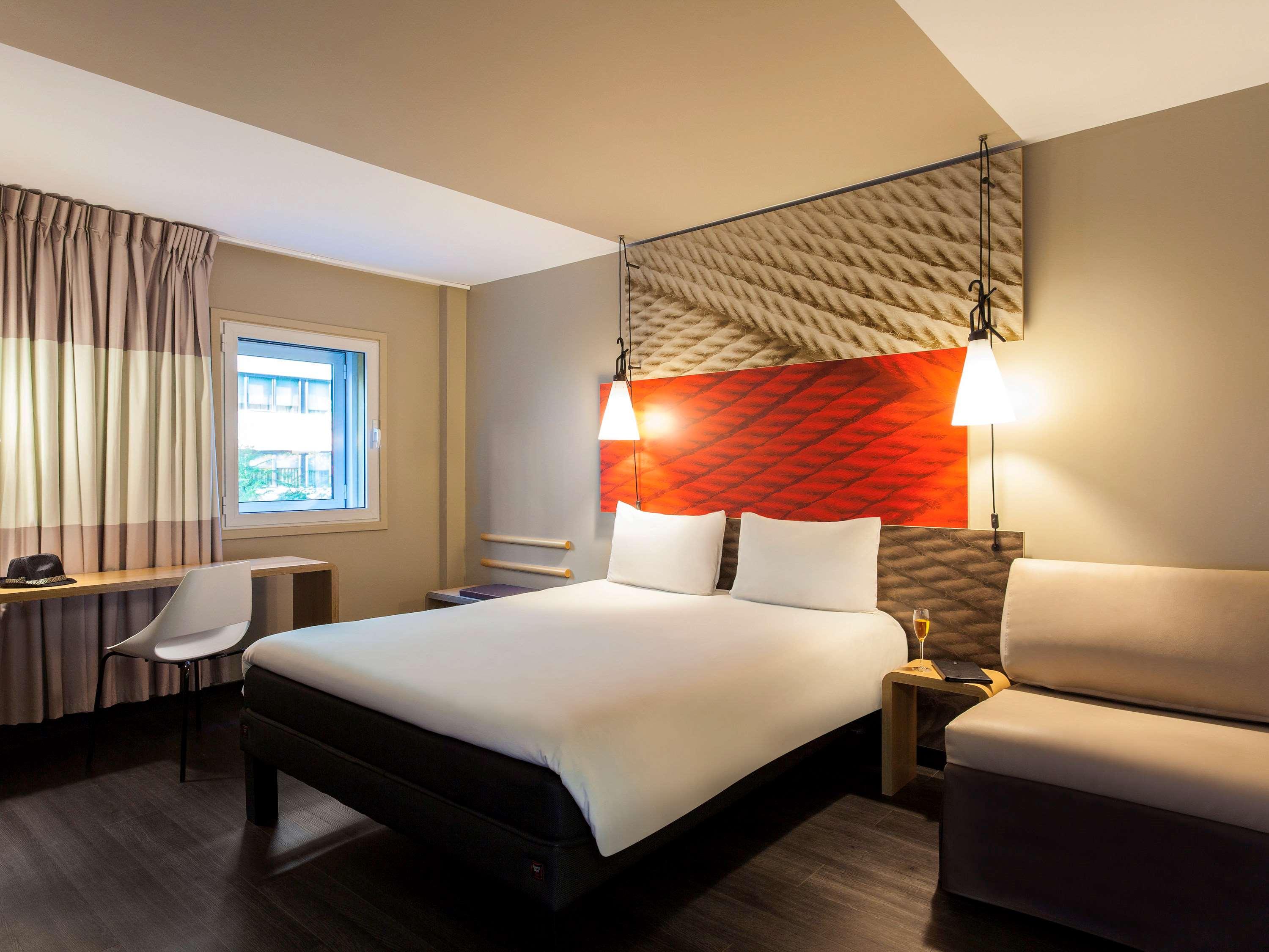 SUPERIOR, DOUBLE BED