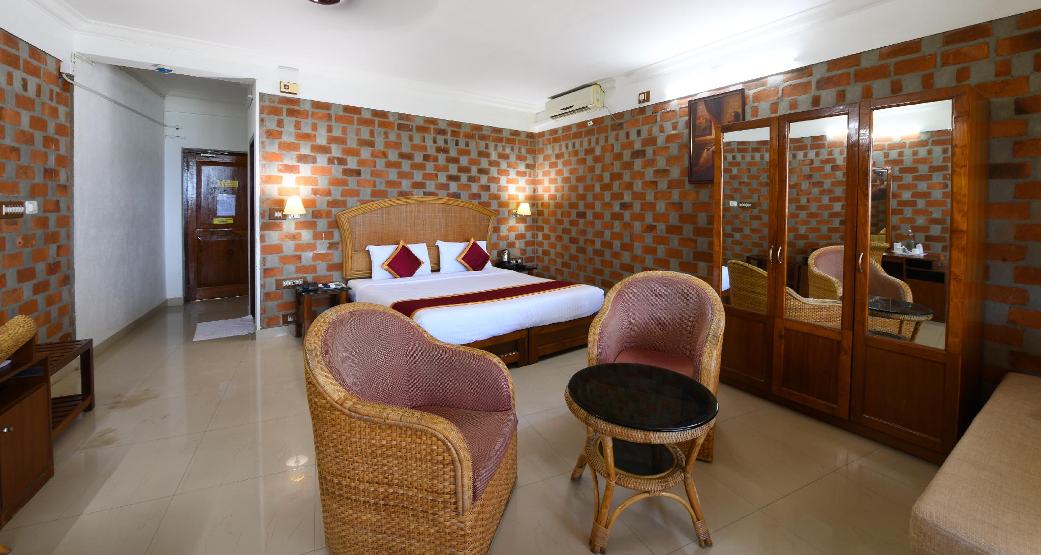 Palace, King Bed, Sea View