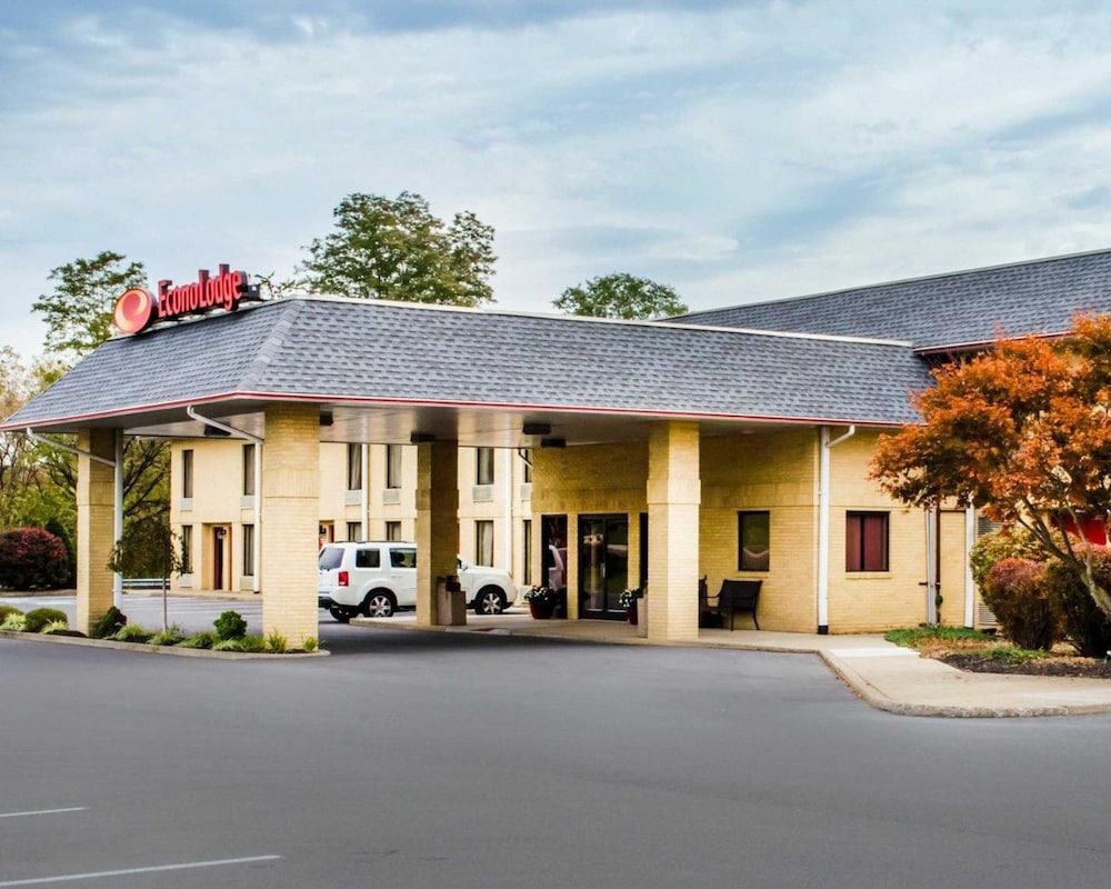 Econo Lodge Mifflintown 1/29