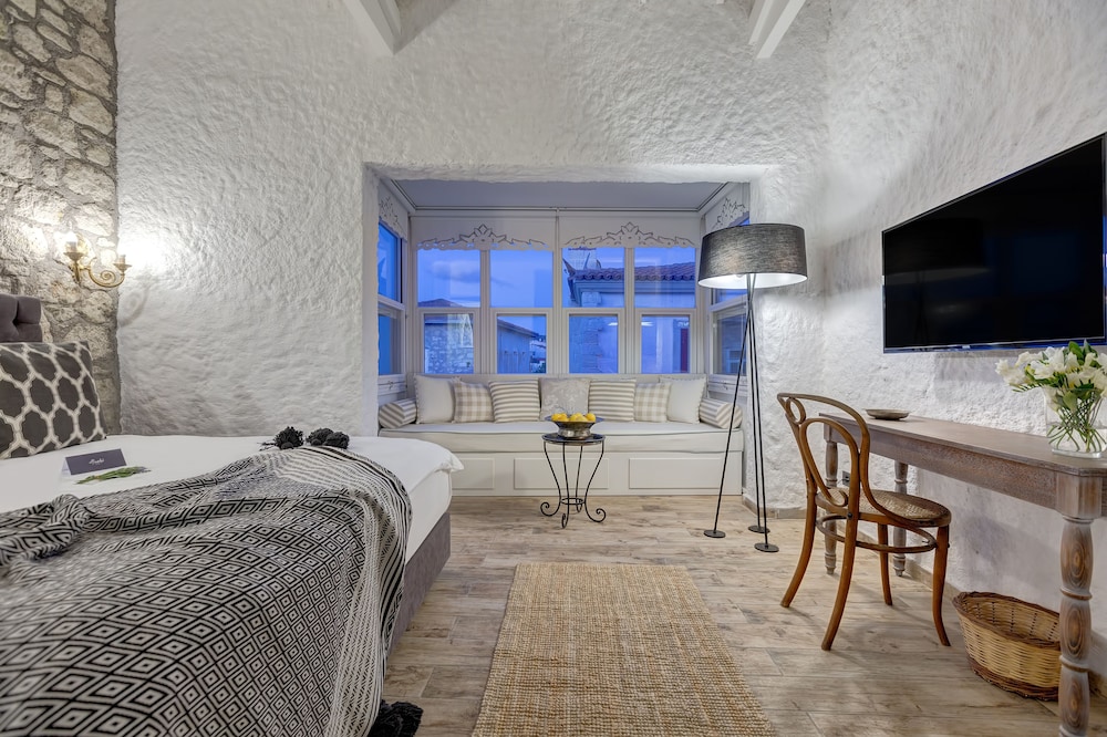Alachi Butik Otel 3/72