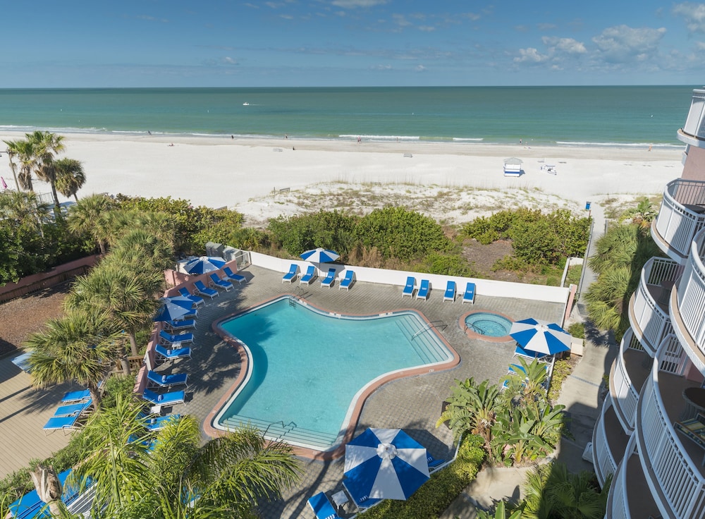 Beach House Suites By The Don Cesar 23/45