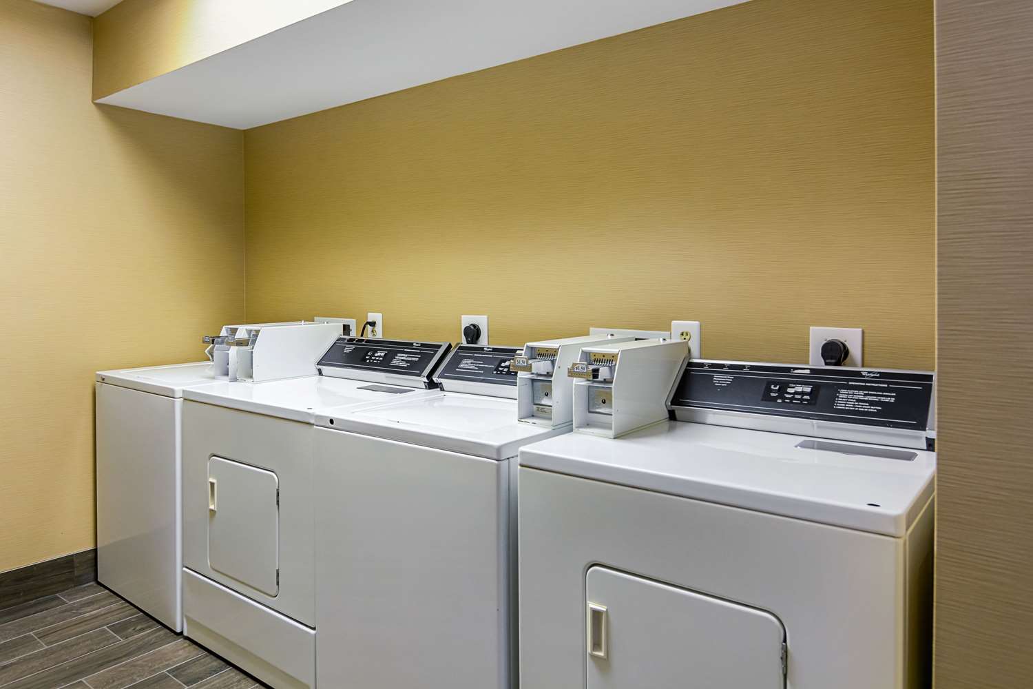 Comfort Inn Woodstock Shenandoah 33/39