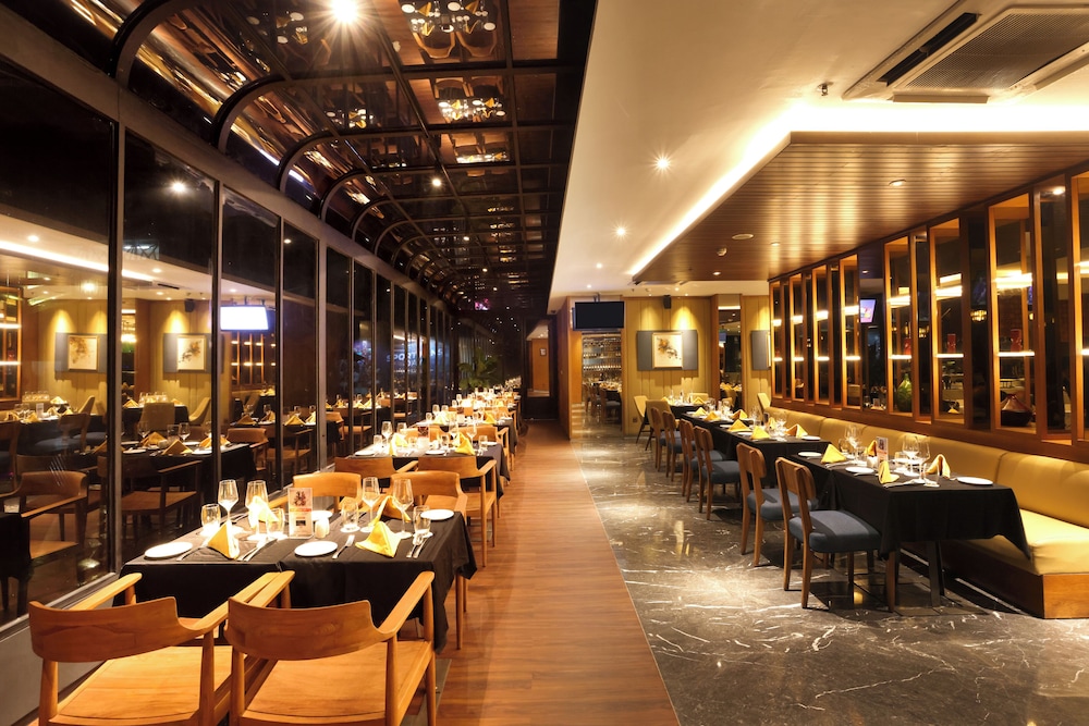 Swiss-Belhotel Pondok Indah 55/69