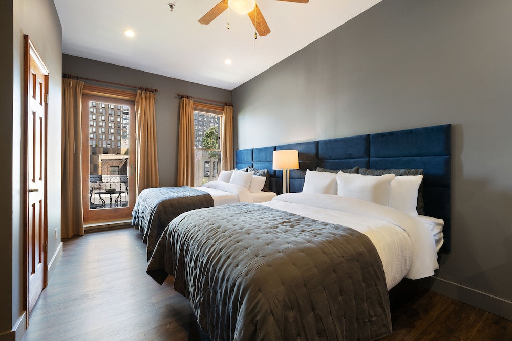 Blue Moon Boutique Hotel 10/50