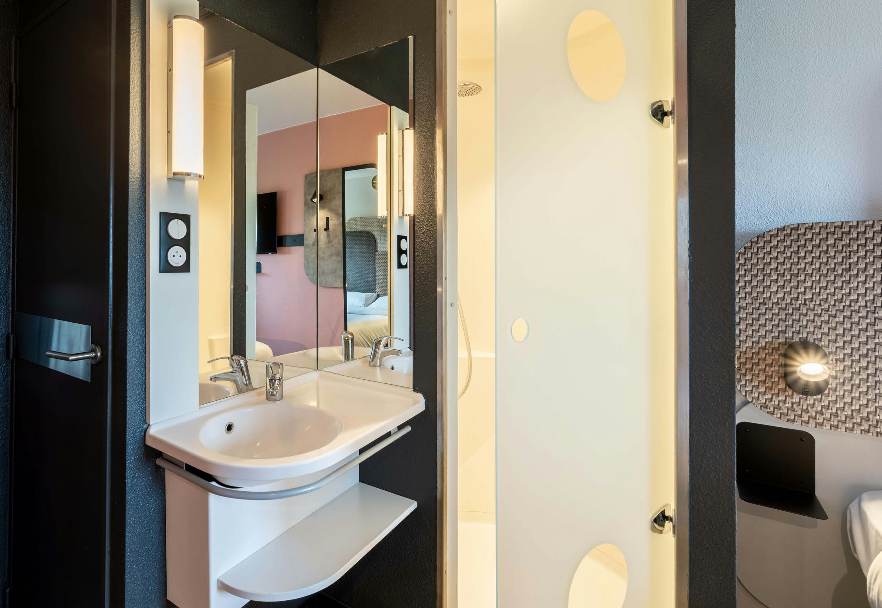 B&B Hotel Calais Terminal Cite Europe 2 etoiles 26/26