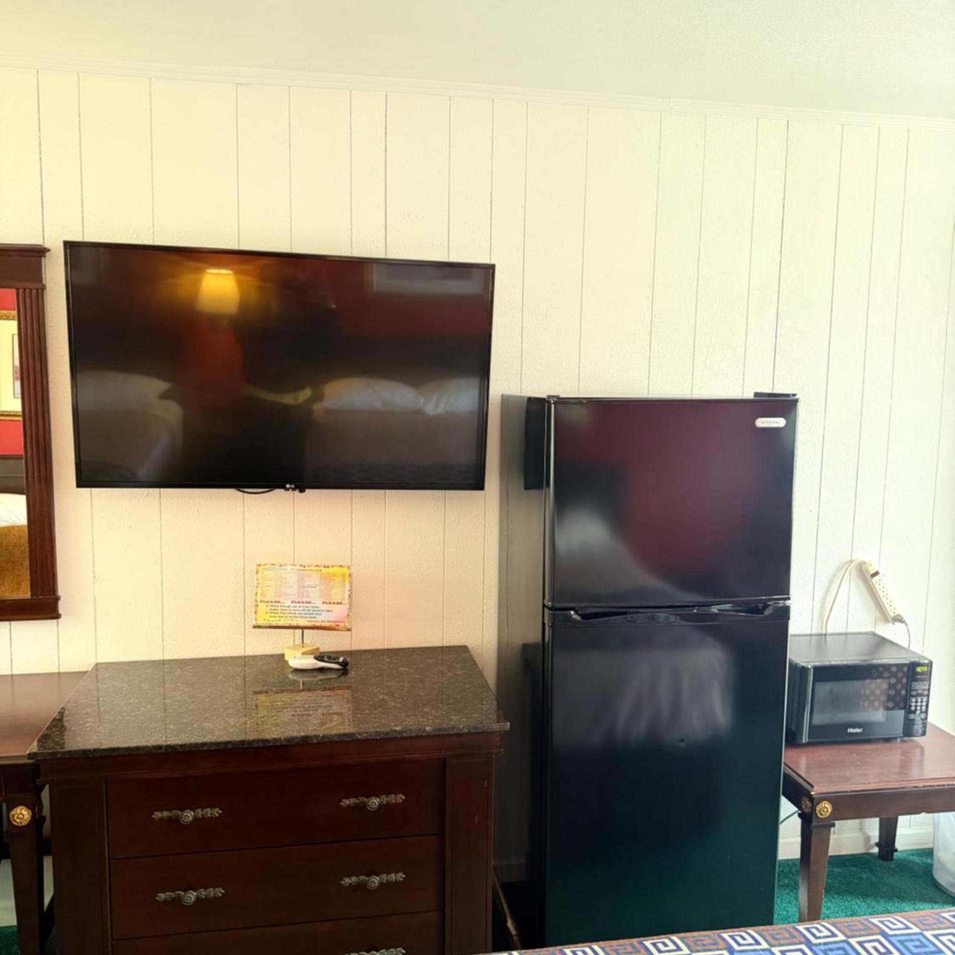 Gateway Inn 8/50