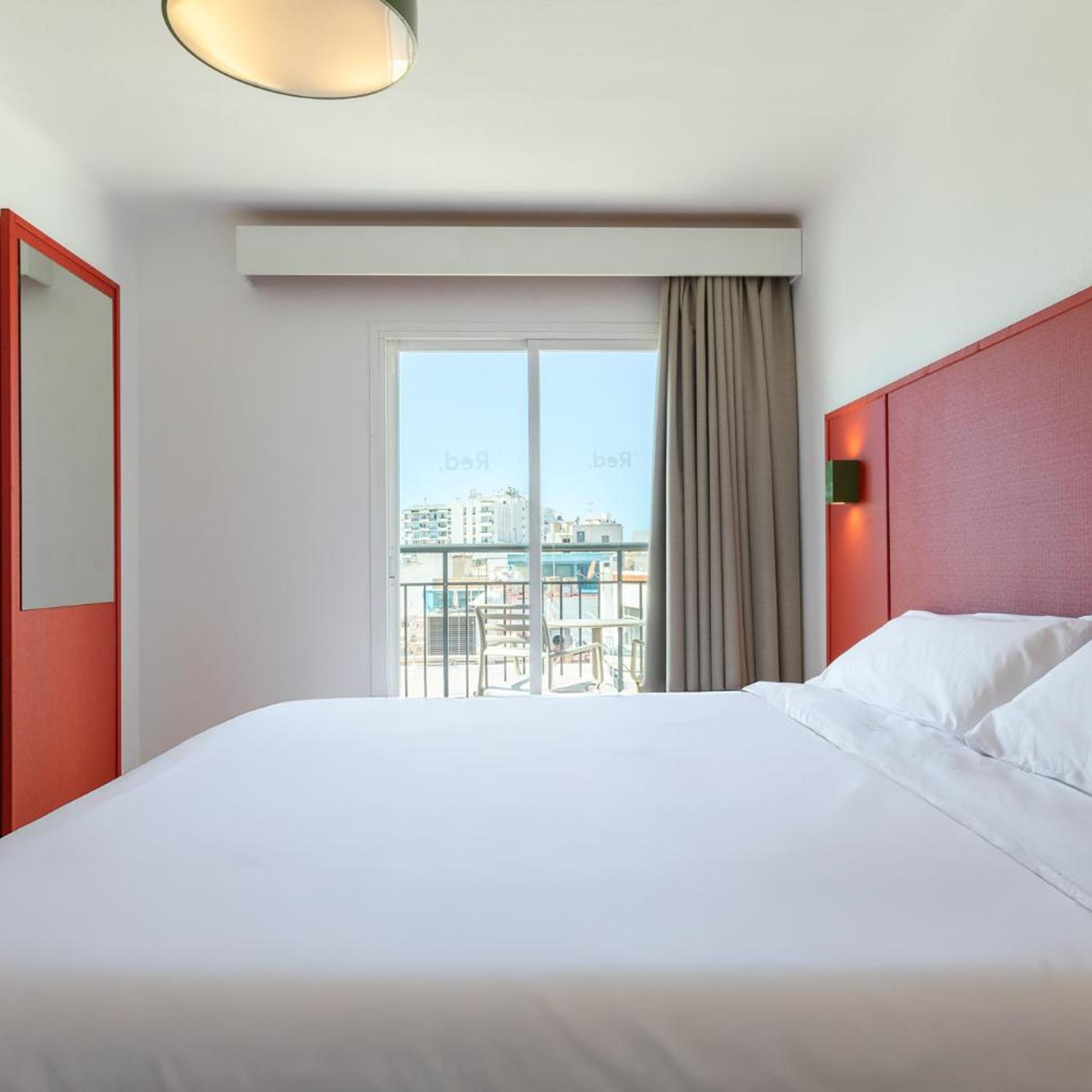 Room, Street View