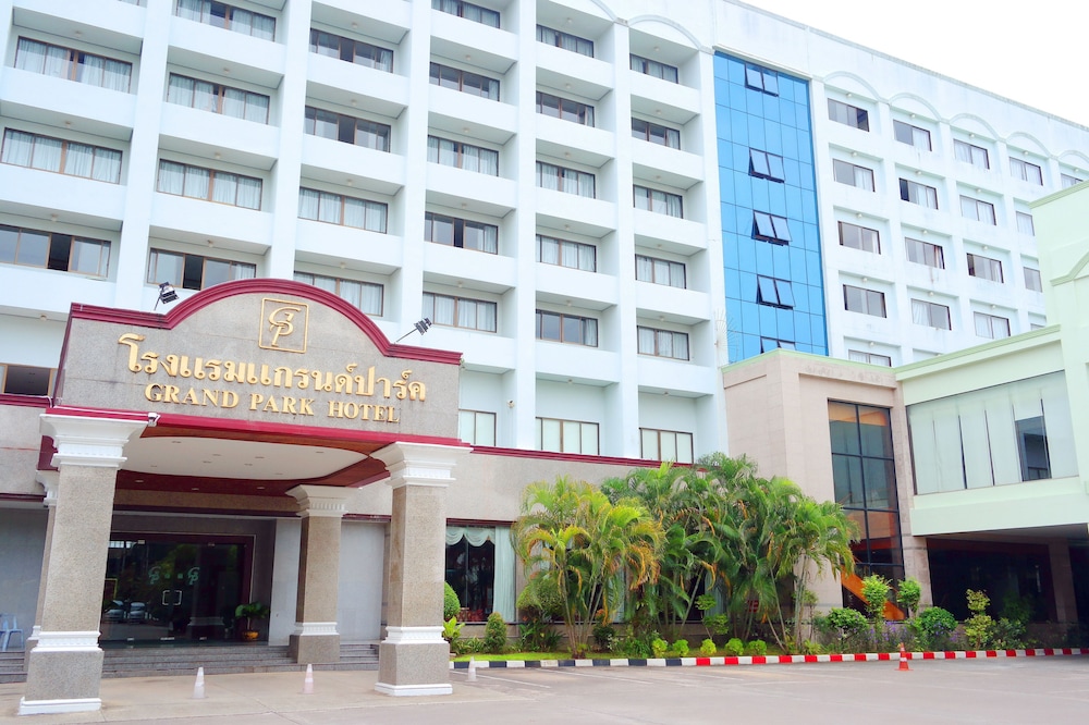 Grand Park Hotel 1/69