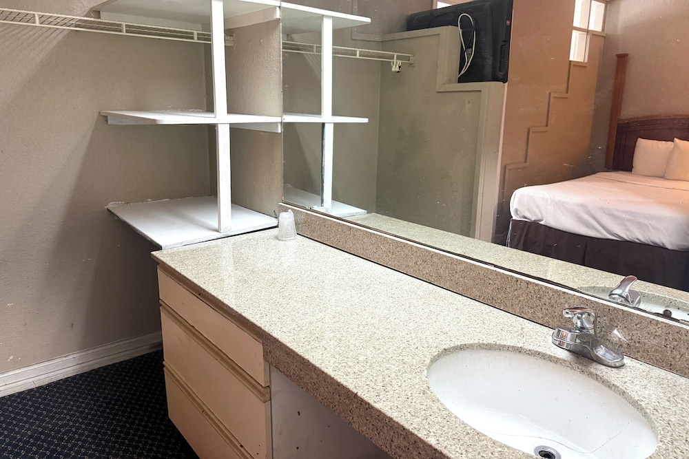 Homegate Studios & Suites San Antonio Medical Center I-10 48/49
