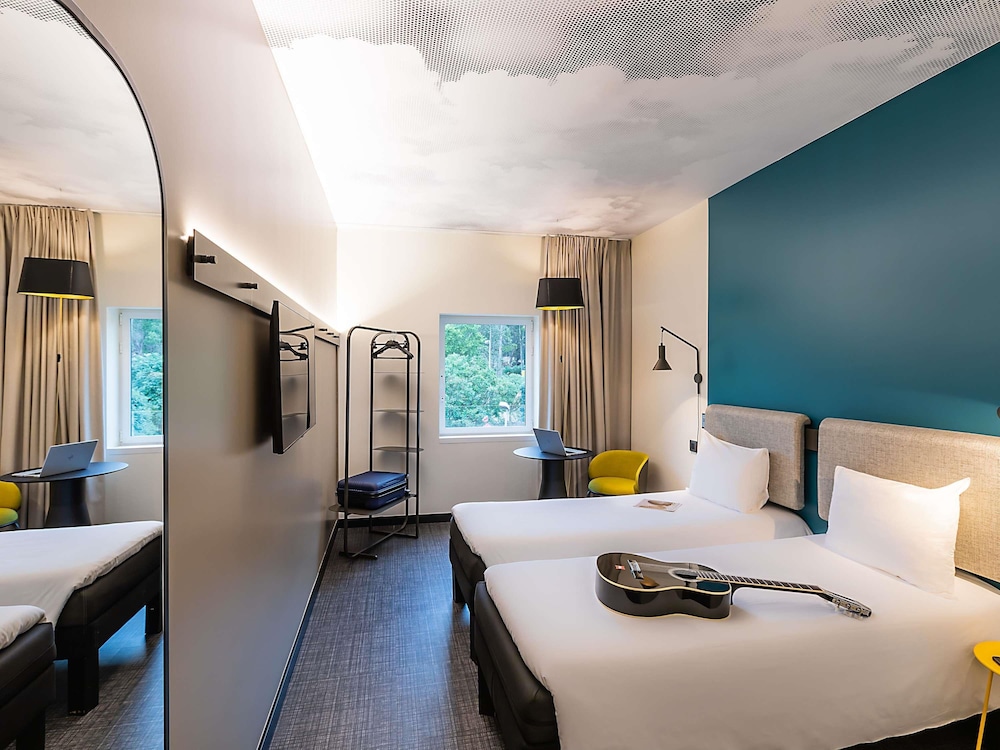 ibis Lisboa Alfragide 22/71