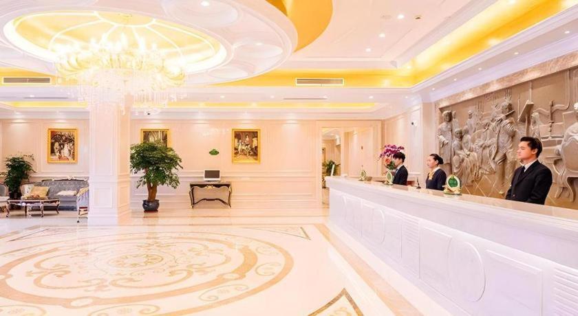 Vienna International Hotel (Shanghai Dishui Lake Lingang New City) 10/64