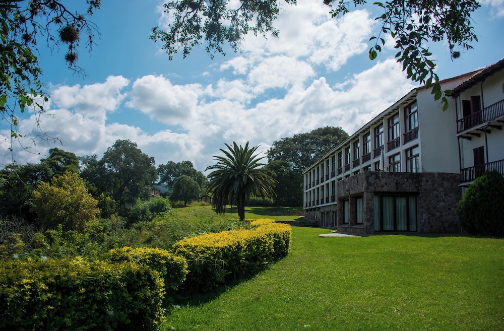 Altos De La Vina Hotel 49/51