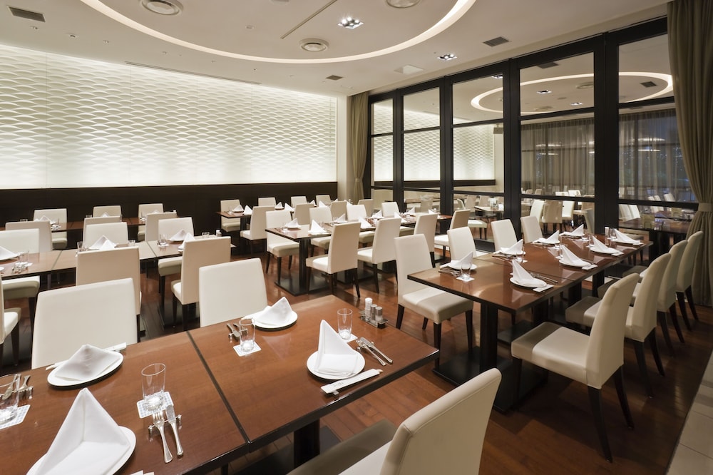 Keio Plaza Hotel Sapporo 60/68