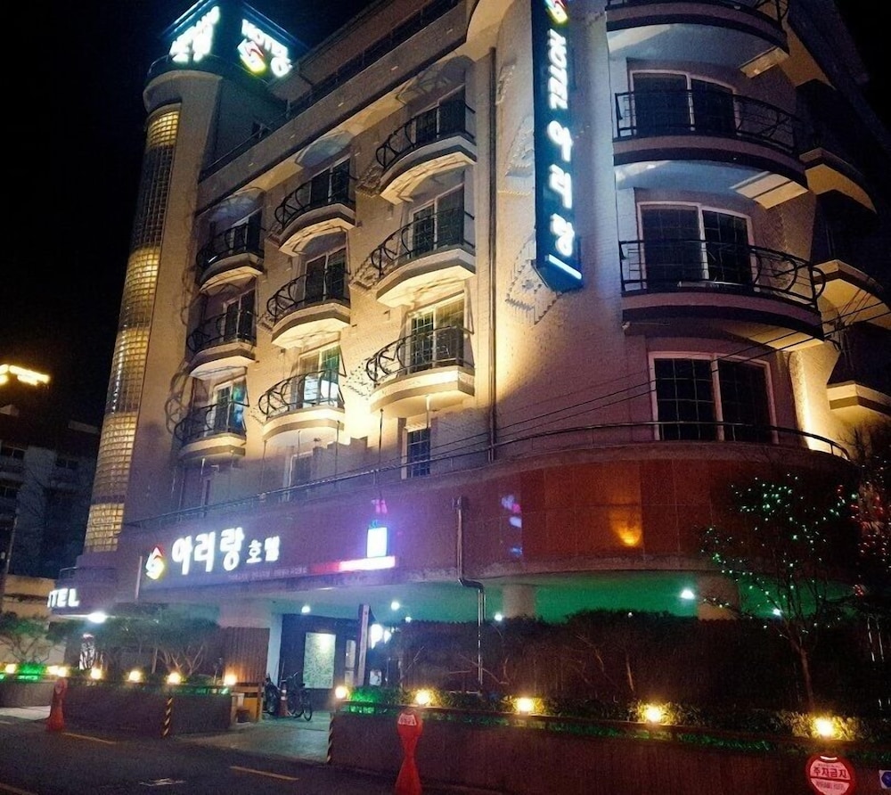 Arirang Hotel 4/50