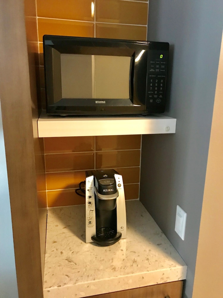 Hilton Garden Inn Davis Downtown 15/40