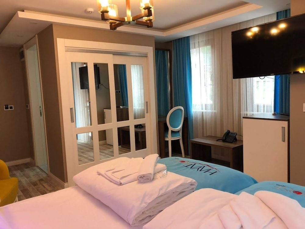 Hayat Rose Hotel 33/66