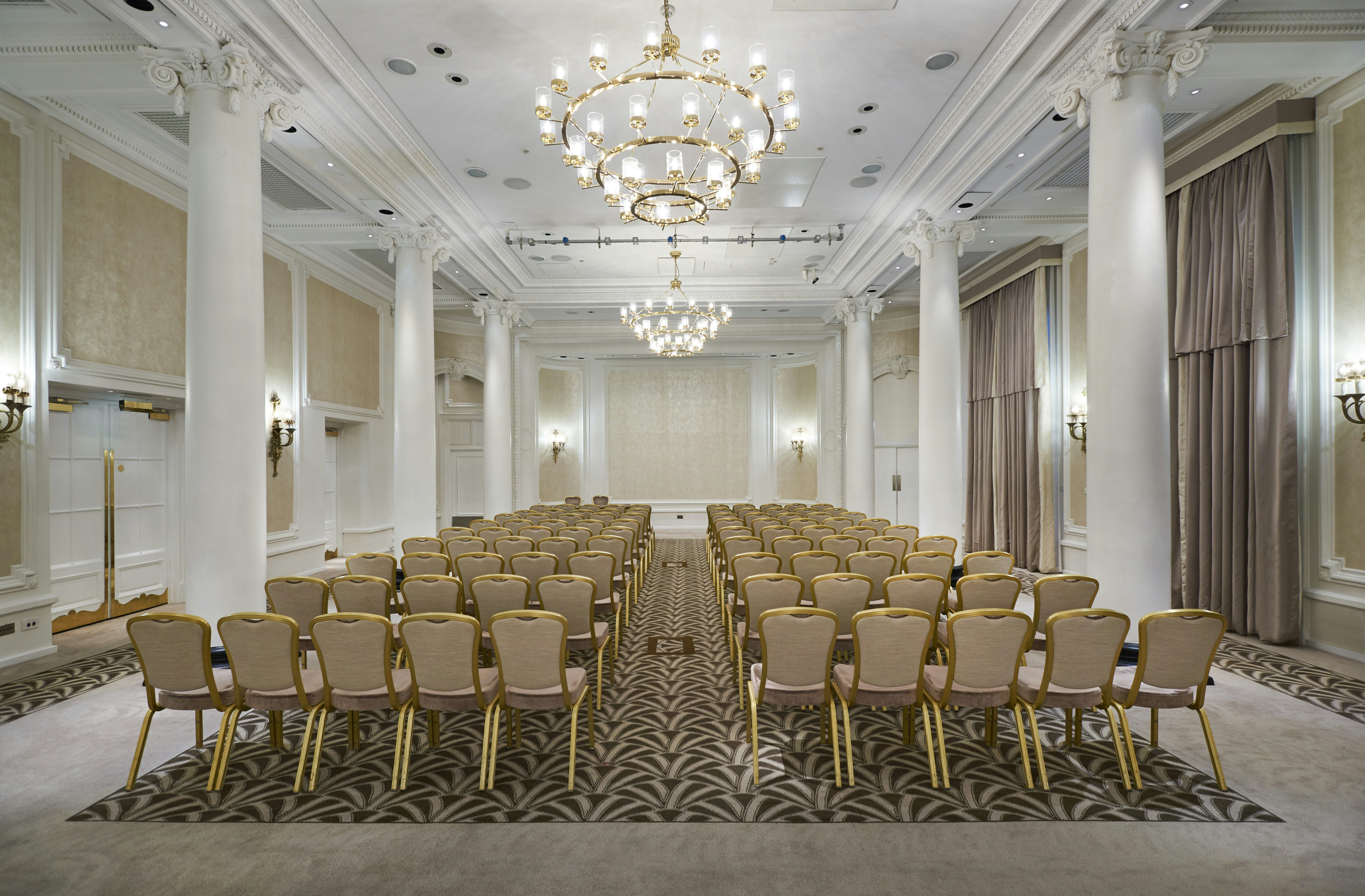 The Waldorf Hilton, London 80/91