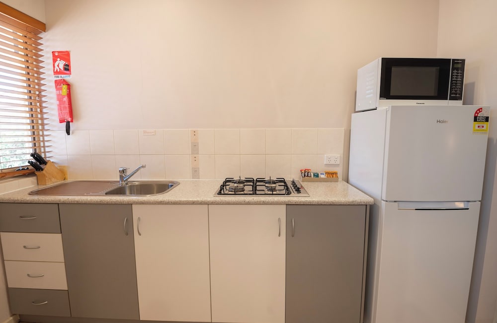 Bunbury Apartment Motel 36/50