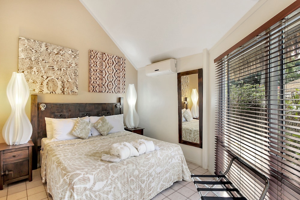 One Bedroom Garden Villa