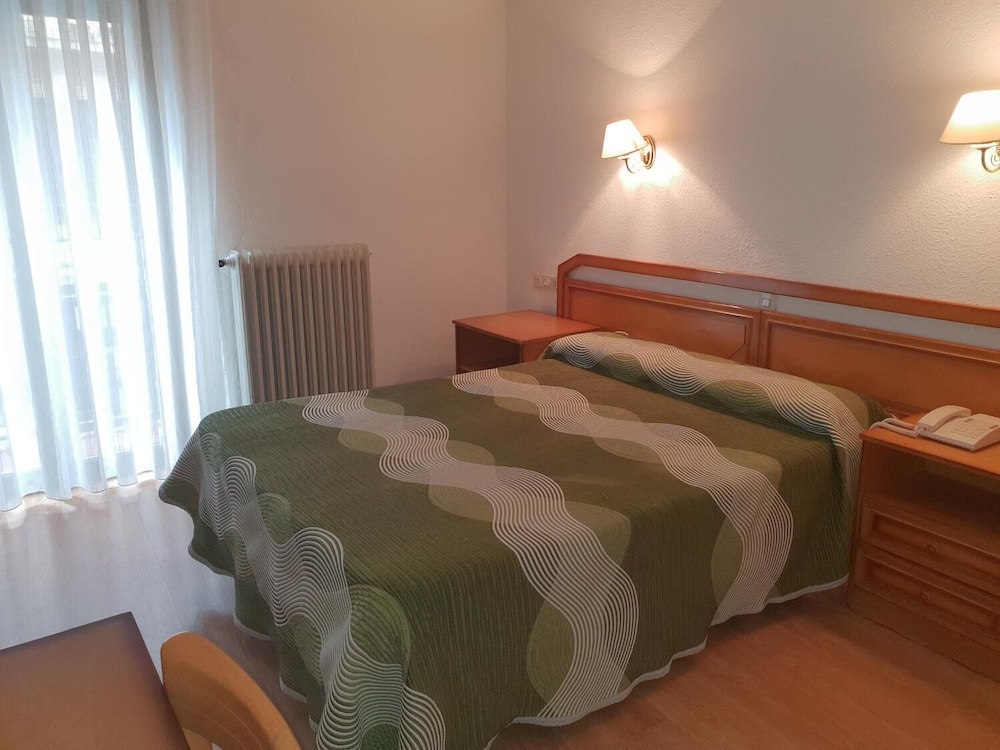 Hotel Amefa 27/42