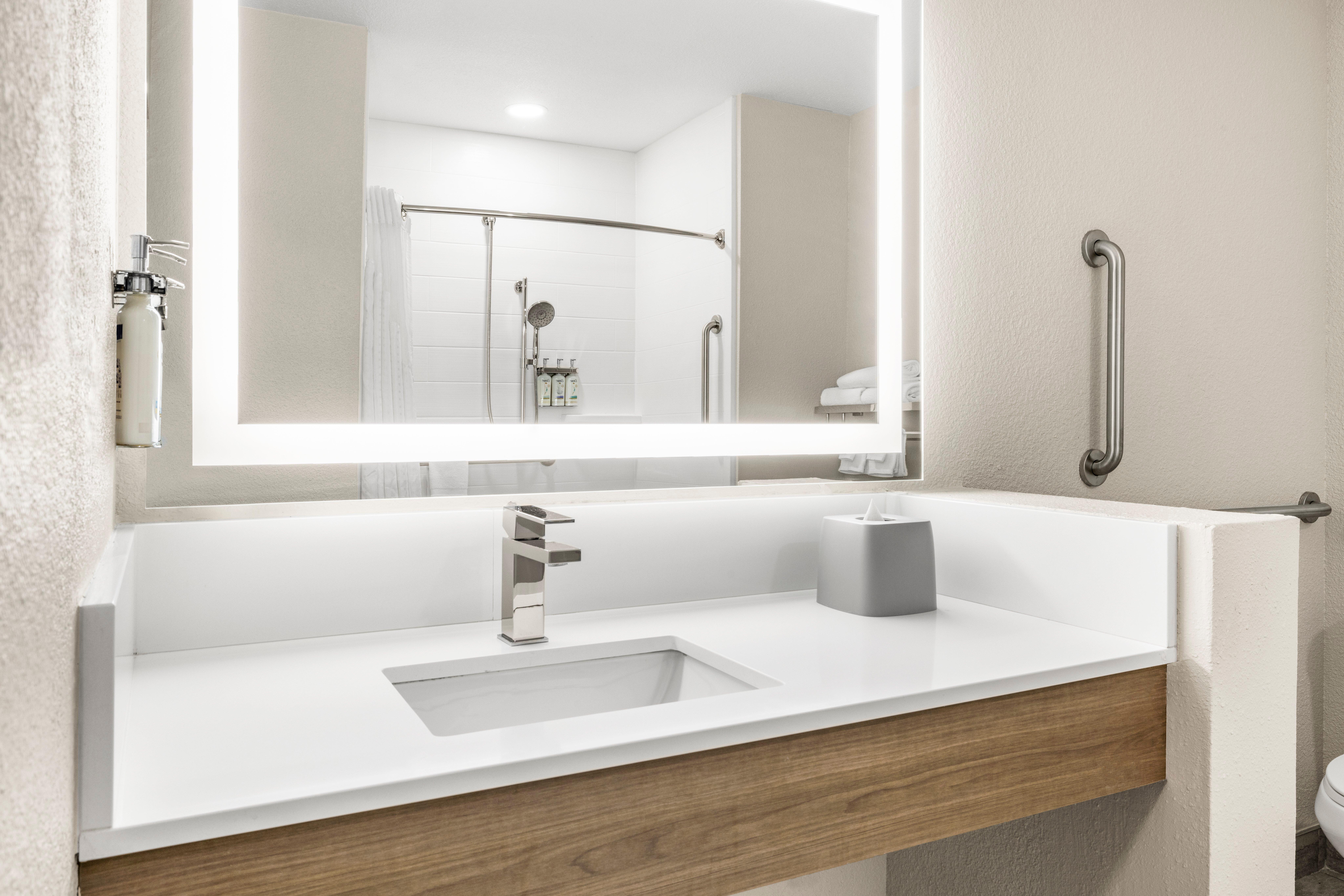 استوديو بسرير كينج لذوي الإعاقة، Holiday Inn Express & Suites - Phoenix West - Tolleson an IHG Hotel 6/9